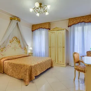 Hotel At Leonard, Venezia