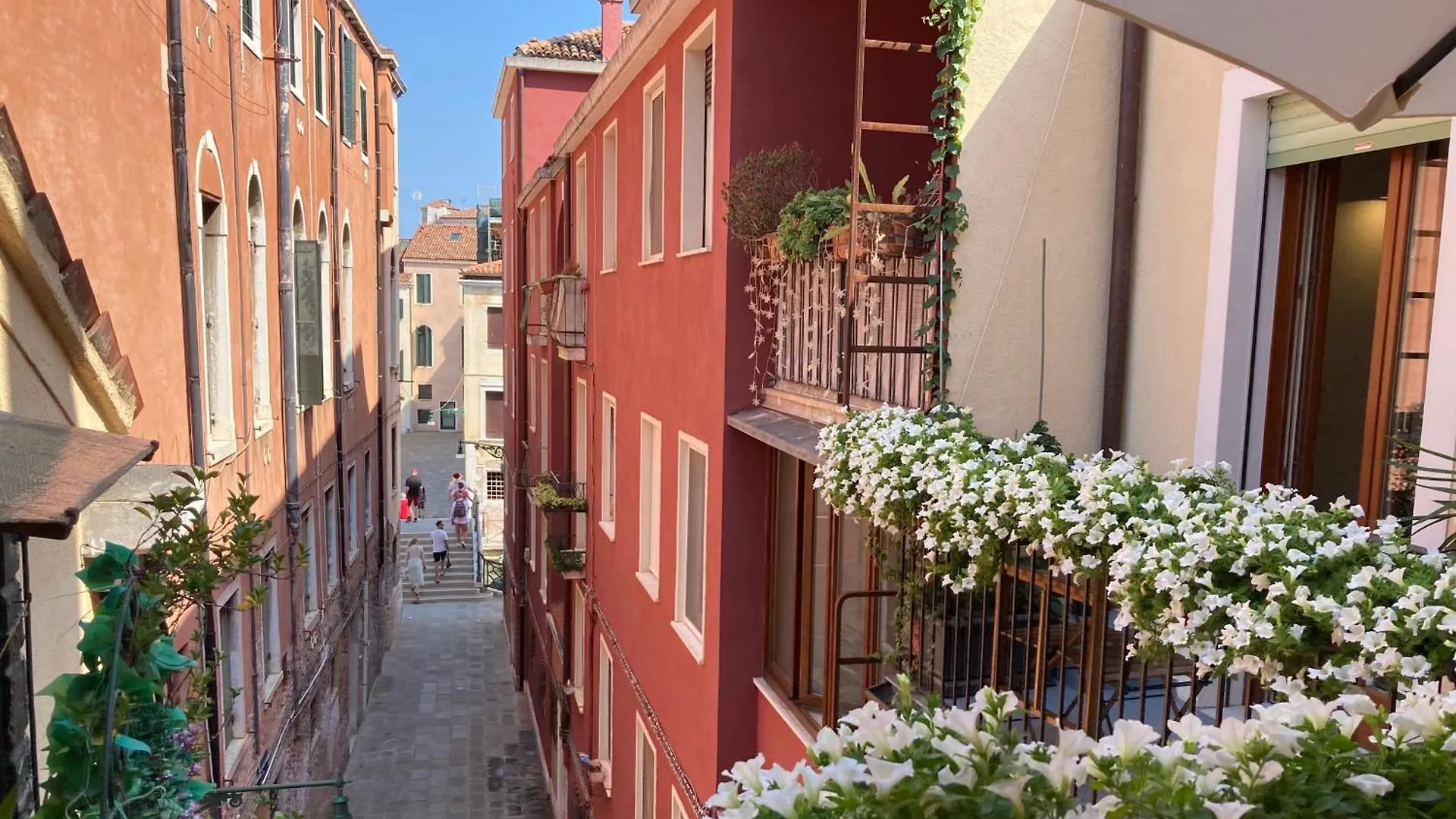 Hinc Domus - Venezia Historical City Center Guest house