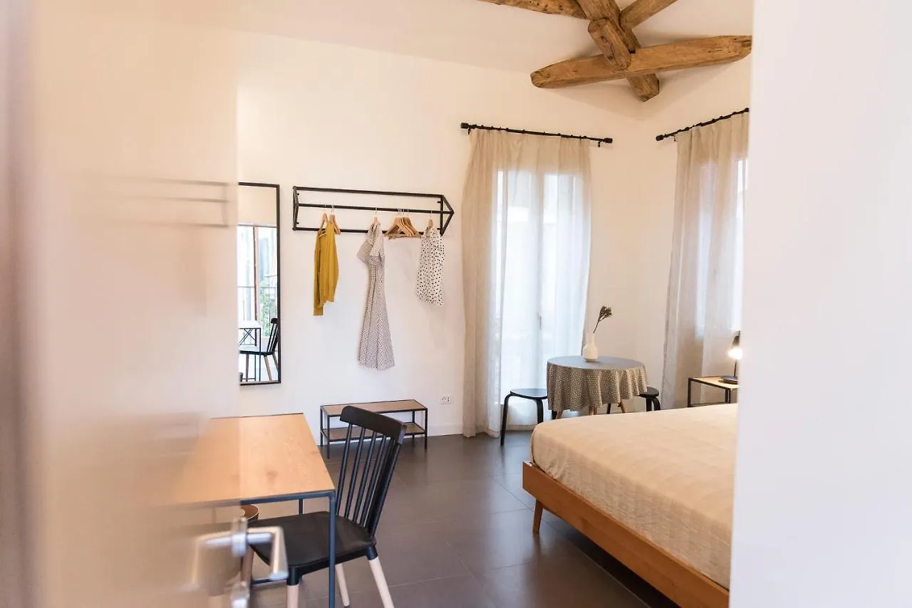 Hinc Domus - Venezia Historical City Center Italy