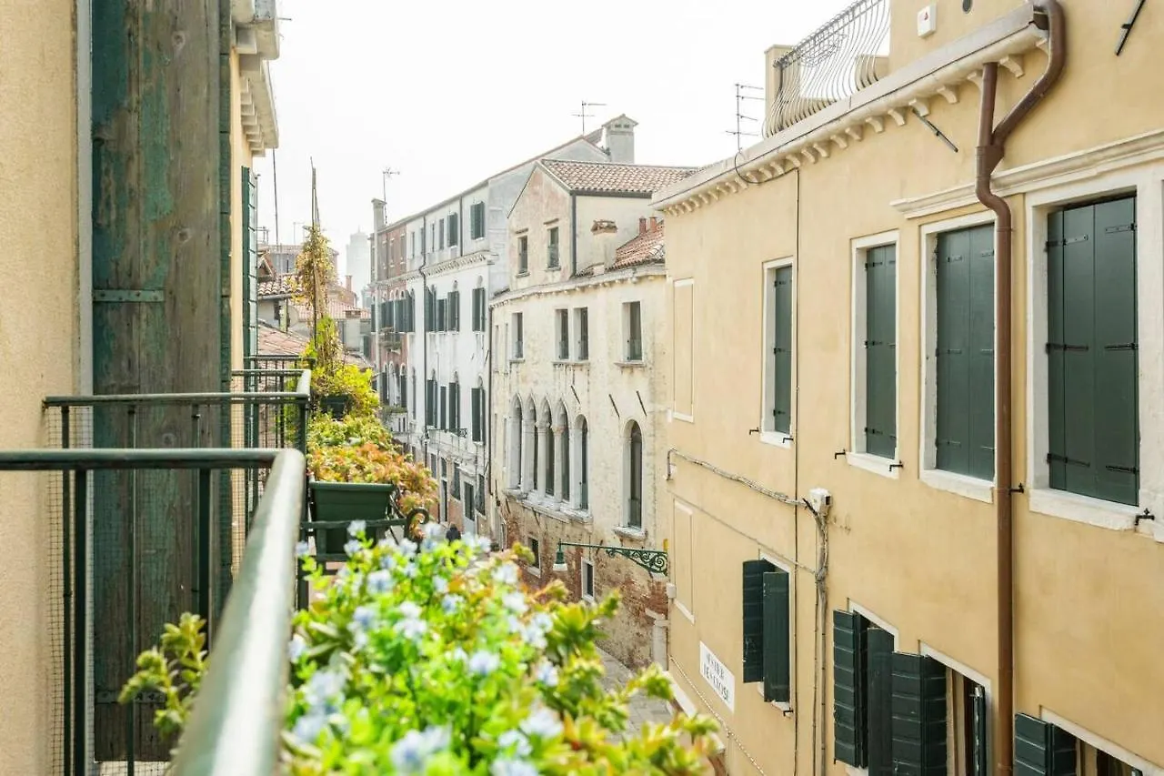 Hinc Domus - Residenza Da Qui Venice NEW Affittacamere