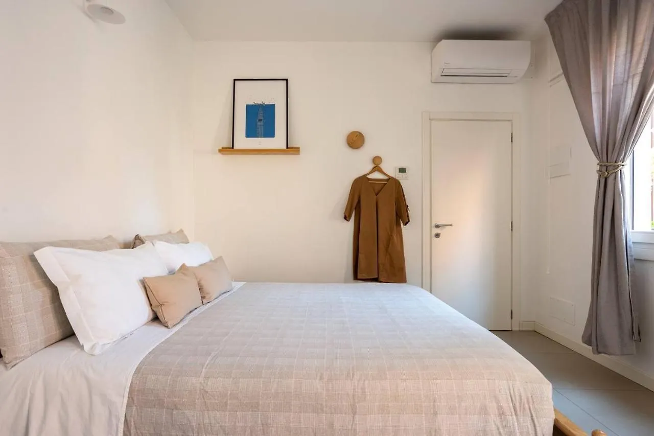 Hinc Domus - Residenza Da Qui Venice NEW Affittacamere