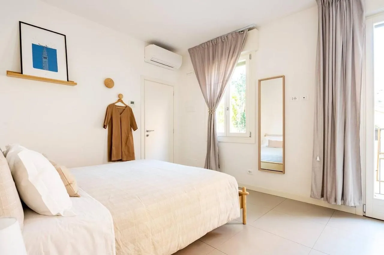 Guest house Hinc Domus - Venezia Historical City Center