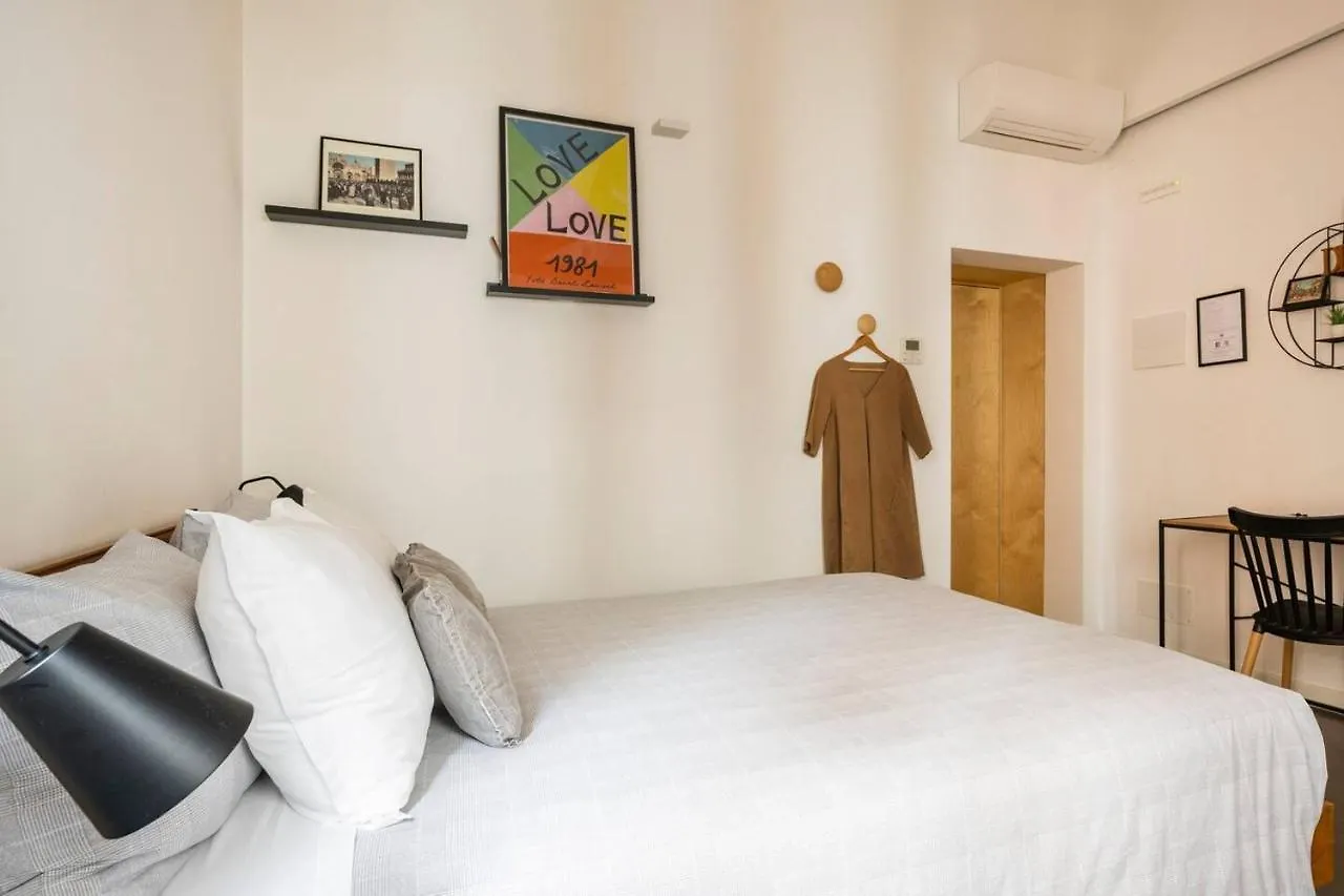Hinc Domus - Venezia Historical City Center Guest house